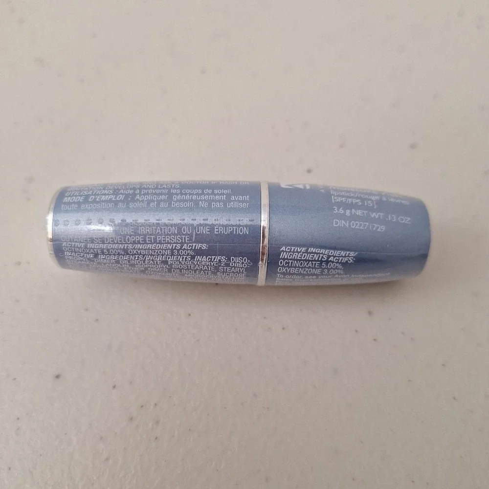 New Sealed AVON ULTRA Moisture RICH LIPSTICK Lip Color - MAUVE C